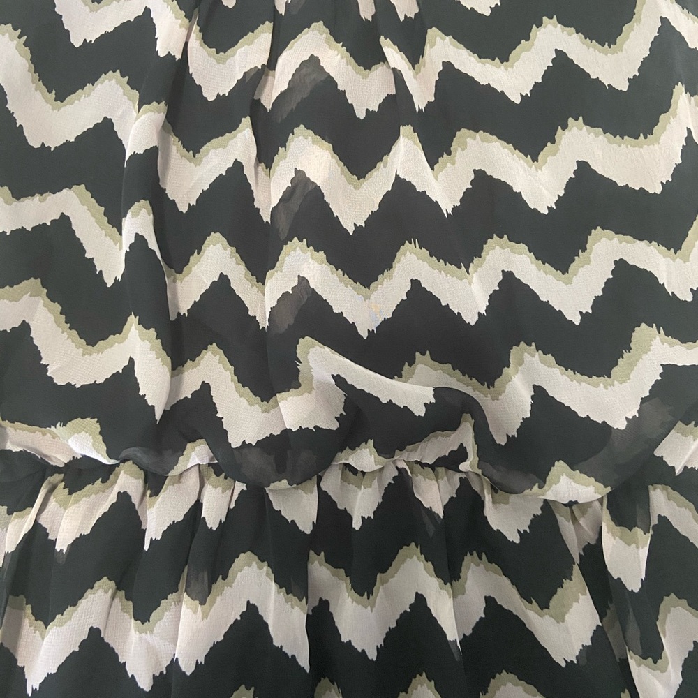 Patterned Dress 3/$20 - Picture 2 of 4